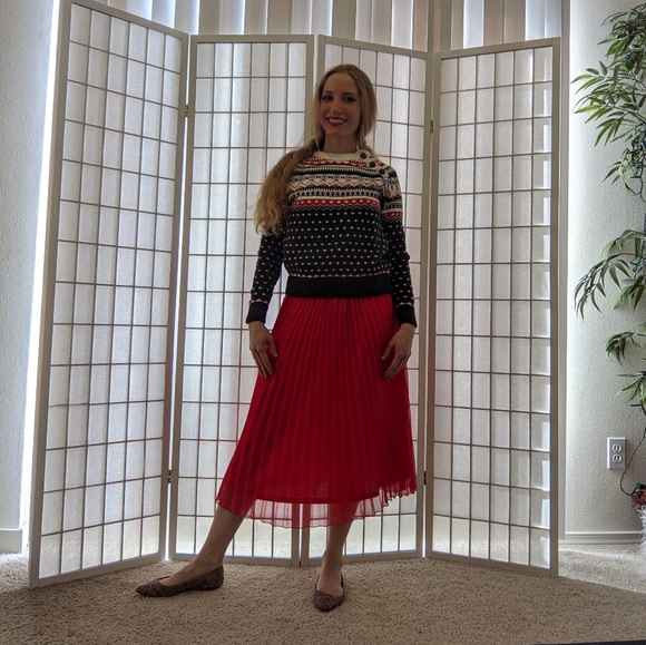 Abercrombie & Fitch Christmas Sweater - Picture 7 of 8